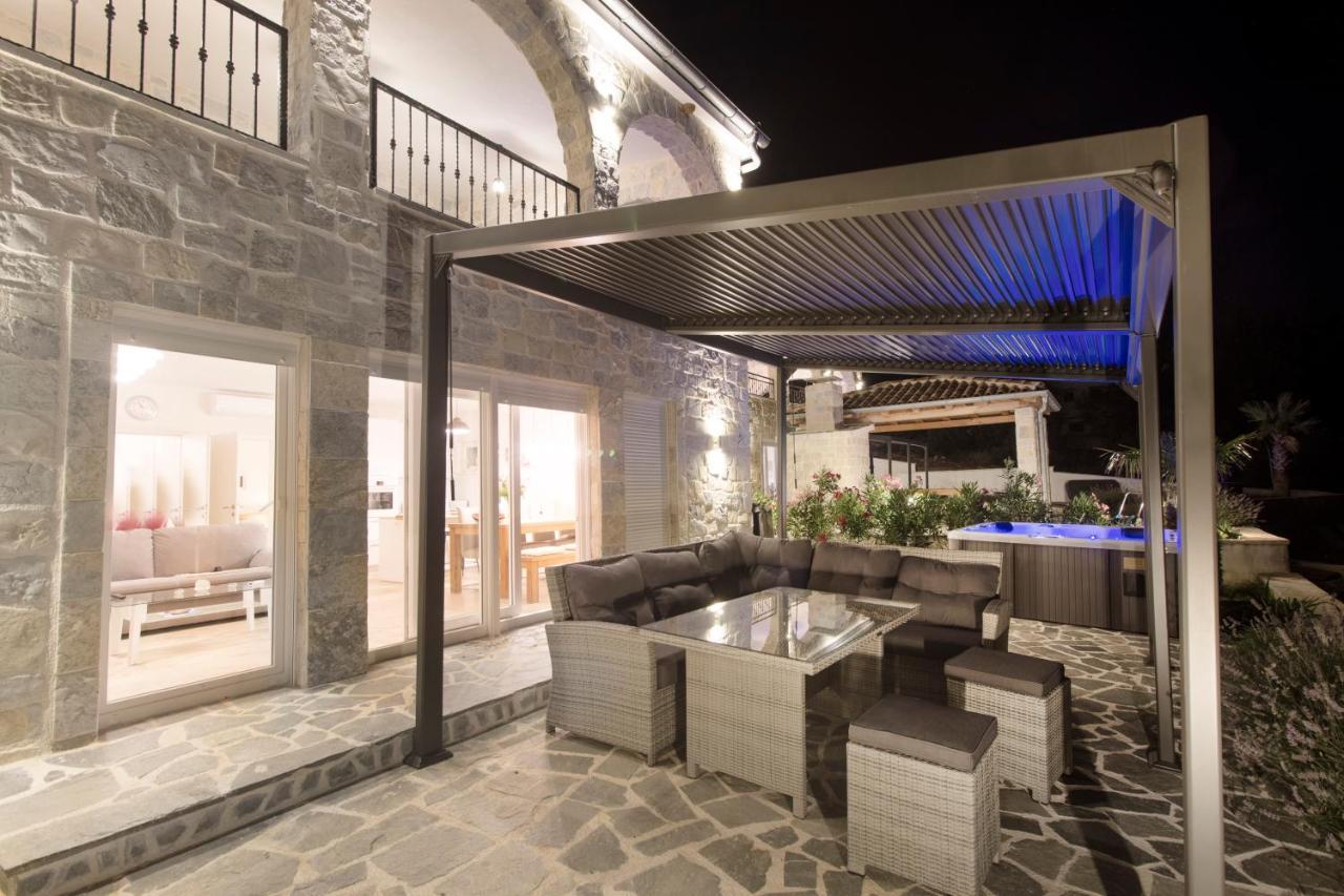 Dalmata Lounge Apartment Starigrad Exterior photo