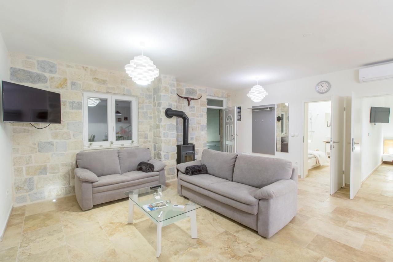 Dalmata Lounge Apartment Starigrad Exterior photo