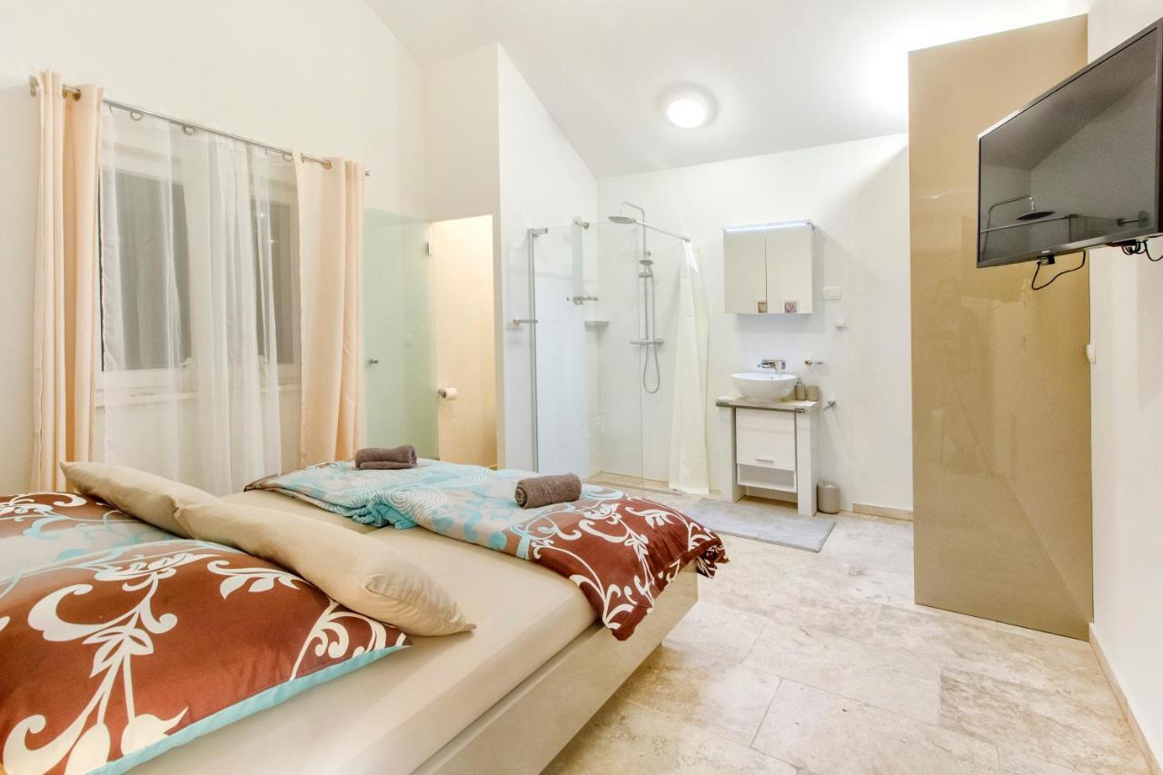 Dalmata Lounge Apartment Starigrad Exterior photo