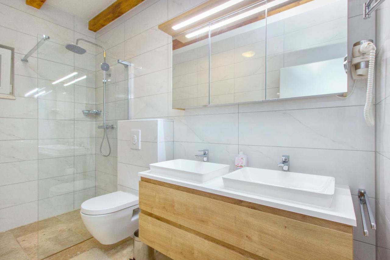 Dalmata Lounge Apartment Starigrad Exterior photo